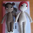 Mis chica. Ahora a ponerlas guapas. Proyecto del curso: Amigurumi: diseño de ropa, pelo y complementos. Arts, Crafts, To, Design, Fiber Arts, and Crochet project by Victoria Marin - 07.26.2021