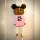 My project in Paper Mache for Beginners: Sculpt a Colorful Character course . Design de caractere, Design de jucării și Jucării de artă de Liza Page - 08.16.2021