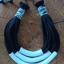 Joalheria de macramé. Un proyecto de Artesanía de silvia_candeias9 - 20.08.2021