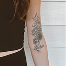 Tattoo designs. Een project van  Ontwerp, Traditionele illustratie,  Tatoeageontwerp y  Botanische illustratie van Alli Koch - 25.08.2021
