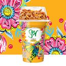 Yogures. Un proyecto de Ilustración tradicional, Packaging, Diseño de producto y Pattern Design de Car Pintos - 27.08.2021