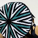 My project in Circular Tapestry: Design Patterns and Accessories course. Un projet de Création d'accessoires, Création de motifs, Art textile, DIY , et Crochet de monia_rumbell - 05.09.2021