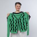 Il mio progetto del corso: Tecniche di refashion per un guardaroba sostenibile. Un proyecto de Diseño de moda, Tejido, DIY, Upc, cling y Bordado de Gaia Segattini - 07.09.2021