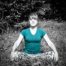 Let nature heal you. Un proyecto de Fotografía, Stor, telling, Fotografía artística, Narrativa y Fotografía en interiores de Ruta Kalmane Saksens - 24.09.2021