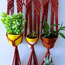 Meu projeto do curso: Introdução à tapeçaria em macramê. Un progetto di Design di accessori, Artigianato, Fiber Art e Macramè di Vanessa Venancio - 28.09.2021