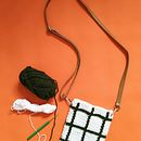Crochet Pattern Design (Molla Mills+Marimekko inspired). Un projet de Création d'accessoires, Création de motifs, Art textile, DIY , et Crochet de zenja - 04.10.2021