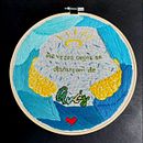 Meu projeto do curso: Técnicas básicas de bordado: pontos, composições e escalas cromáticas. Un projet de Création d'accessoires, Création de costumes, Broderie , et Théorie des couleurs de lilianeribeiro - 05.10.2021