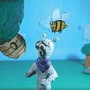 Roman y las abejas. Un proyecto de Stop Motion, Música, Cine, vídeo, televisión, Edición de vídeo y Animación de Karla Denegri - 30.09.2021