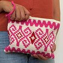 Proyecto diseño de patrón en crochet . Desain Aksesori, Desain Pola, Seni Serat, DIY, Dan Merenda proyek oleh Diana Lazcano - 10.13.2021