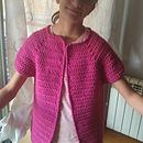 Mi Proyecto del curso:  Top-down: prendas a crochet de una sola pieza. Un proyecto de Diseño de moda, Tejido, DIY y Crochet de Cristina Bertolín Giménez - 17.10.2021