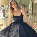 My big birthday dress!. Un proyecto de Diseño, Costura, Diseño de moda y Artesanía de By Hand London - 18.10.2021