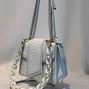 Meu projeto do curso: Design profissional de bolsas de couro. Un proyecto de Diseño, Diseño de complementos, Artesanía, Diseño de moda y Costura de Ana Dadam - 12.01.2022
