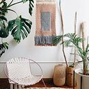 Travel Series: Three Wall Hangings. Un proyecto de Macramé de Emily Katz - 22.10.2021