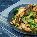 Yakisoba  . % Claudia Higuchi tarafından hazırlanan Fotoğrafçılık projesi - 10.25.2021