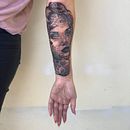 realistic medusa tattoo. Projekt z dziedziny Projektowanie tatuaż użytkownika Νικόλας Χριστοδουλής - 26.10.2021