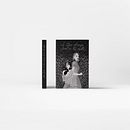 My project in Book Cover Illustration: Unraveling the Essence of a Story course. Een project van Traditionele illustratie, Digitale illustratie, Stor, telling y Redactionele illustratie van Alice Alves - 30.10.2021