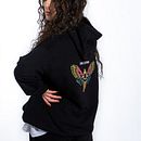 E-commerce para Zabal Clothing. Un proyecto de Fotografía, Publicidad, Multimedia, Post-producción fotográfica		, Diseño de producto, Escenografía, Retoque fotográfico, Fotografía de producto, Fotografía de moda, Fotografía de retrato, Iluminación fotográfica, Fotografía artística, Instagram, Postproducción audiovisual, e-commerce, Fotografía publicitaria y Fotografía para Instagram de mojandmed - 25.11.2021