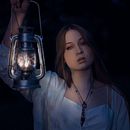 night wonderer. Photograph, and Editorial Design project by Oliwia Wierciak - 11.28.2021