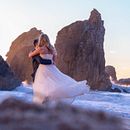 Beach Elopement. Photograph, Photograph, Post-production, and Fine Arts project by Neil Gonzalez - 11.29.2021