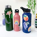 Sticker Collection 2021. Un proyecto de Ilustración tradicional, Bellas Artes, Diseño gráfico, Pintura y Diseño de producto de Luli Reis - 15.12.2021