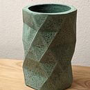 My project in Geometric Handmade Molds: Design 3D-faceted Objects course . Design, Design accesoriu, Arte și meșteșuguri, Arte plastice, Design interior, Decorațiuni, Decorațiuni interioare și DIY de kiki_villarreal - 12.18.2021