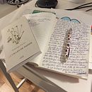 Une sans-abri en ski. Een project van Schrijven,  Creativiteit, Creatief schrijven, Stor, telling y Verhaallijn van Brigitte Gervais - 30.12.2021