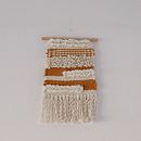 Meu projeto do curso de @dianacunha: Introdução à tapeçaria em tear manual. Un proyecto de Diseño de complementos, Decoración de interiores, Tejido, Telar, Diseño textil y Artesanía de Natália Magalhães - 13.01.2022