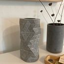 My project in Geometric Handmade Molds: Design 3D-faceted Objects course. Un proyecto de Diseño, Diseño de complementos, Artesanía, Bellas Artes, Diseño de interiores, Decoración de interiores, Interiorismo y DIY de bevinmanley - 16.01.2022