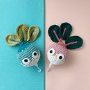 Initiation au crochet : créez un amigurumi à croquer. Un proyecto de Artesanía, Tejido, DIY, Crochet, Amigurumi y Diseño de juguetes de Laetitia Dalbies - 18.01.2022