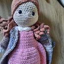 Meu projeto do curso: Amigurumi: design de roupa, cabelo e acessórios. Un projet de Artisanat, Conception de jouets, Art textile, Crochet, Amigurumi , et Design textile de Bruna Azevedo de Carvalho Lima Ferrari - 22.01.2022
