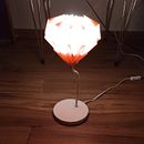 Mi Proyecto del curso: Diseño de tu propia lámpara de papel. Un progetto di Artigianato, Design e creazione di mobili, Lighting design, Papercraft, Interior Design e DIY di ALICIA NA - 26.01.2022