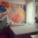 Antes y Después - Pintura en pared "Mural Tropical". Traditional illustration & Interior Design project by Sara Taglialatela - 01.26.2022