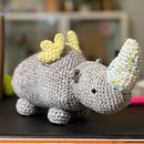Mi Proyecto del curso: Diseño y creación de amigurumis. Arts, Crafts, To, Design, Fiber Arts, DIY, Crochet, Amigurumi, and Textile Design project by Daniela Acuña - 02.03.2022