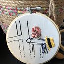 My project in Hair Embroidery Stitching Techniques course. Un proyecto de Diseño de complementos, Diseño de vestuario, Bordado, Teoría del color y Diseño textil de kim a arsenault - 04.02.2022