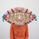 Ojo Retro. Un proyecto de Diseño, Diseño de personajes, Diseño de vestuario, Artesanía y Bordado de Cris y Denís (Twee Muizen) - 11.03.2020