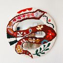 Snake punch needle mirror. Un proyecto de Punch needle de Adeline Wang - 09.02.2022