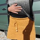 Jupe courte. Un progetto di  di Marina Dermit - 15.08.2021