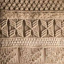 Meu projeto do curso: Introdução ao macramê: criação de um tapete decorativo. Un projet de Création d'accessoires, Artisanat, Design d'intérieur, Décoration, Art textile, Macramé , et Design textile de clarachioro_ - 07.01.2022