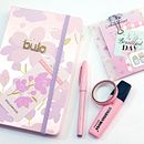 Mi Proyecto del curso:  Bullet journal creativo: planificación y creatividad . Un progetto di Illustrazione tradizionale, Lettering, Disegno, H, lettering, Management e produttività di MARIA DEL ROSARIO HERNANDEZ VICTORIA - 03.03.2022