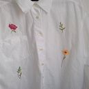 Meu projeto do curso: Bordado de padrões botânicos para roupas. Projekt z dziedziny Craft, Pattern design,  Haft,  Tkactwo, R, sunek botaniczn, Upc, cling, Wzornictwo tekst i liów użytkownika Mariana Borges dos Santos - 02.03.2022