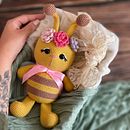 Beatriz. Fiber Arts, Amigurumi, Crochet, Design, To, Design, and Character Design project by Tutitas - 07.13.2020