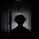 Music Video - ericdoa - "fool4love". Un proyecto de Música, Cine, vídeo, televisión, Bellas Artes, Cine, Vídeo y Producción audiovisual					 de Merlin Showalter - 28.02.2022