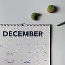 Everlasting Birthday Calendar made from recycled paper . Een project van  Ontwerp, Ontwerp van briefpapier, Craft y Papercraft van Miriam - 16.03.2022