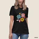 O meu projeto do curso: Print-on-demand com Printful. Un proyecto de e-commerce, Diseño de vestuario y Diseño gráfico de Teresa Martins - 13.03.2022