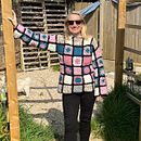 My project for course: Granny Square Crochet: Make Your Own Sweater . % Karen tarafından hazırlanan Moda Tasarımı, El, af Sanatları, Kendin Yap, Tığ işi, Ve Tekstil Tasarımı projesi - 03.25.2022