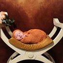 Il mio progetto del corso: Introduzione alla fotografia newborn. Photograph, Portrait Photograph, Studio Photograph, Lifest, le Photograph & Interior Photograph project by Sorin Budac - 03.26.2022