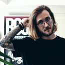 Lorenzo Venturini Notch Designer. Un progetto di Marketing, Social media, Marketing digitale, Mobile marketing, Instagram, Content marketing, Marketing per Facebook, Comunicazione e Marketing per Instagram di Lorenzo Venturini - 28.03.2022