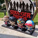 Mi Proyecto del curso:  peana muñecos +reloj stranger things. Un projet de 3D, Design industriel, Conception de produits, Modélisation 3D , et Conception 3D de Ignacio Moragues Abin - 02.04.2022