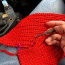 Hygge Cardigan, AliMaravillas. Un proyecto de Diseño de moda, Tejido, DIY, Crochet y Diseño textil de Alexander Guilarte - 06.04.2022