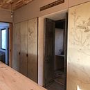 Etched LeatherPanels for Ibiza Yoga Studio. Un proyecto de Diseño, Arquitectura interior, Diseño de interiores, Pattern Design, Bocetado, Dibujo, Dibujo artístico, Decoración de interiores, Upc, cling y Grabado de Daniel Heath - 23.02.2018
